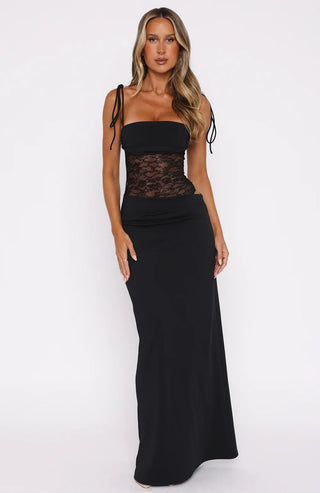 LACY MAXI DRESS - BLACK