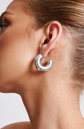 PETRA HOOP EARRINGS - SILVER